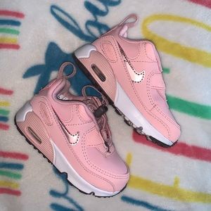 Nike, 6C, color pink.